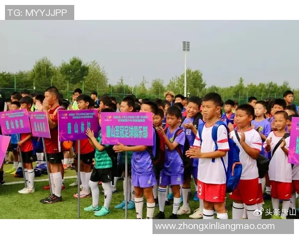 足球小将梦回绿茵场 球星风采跃然纸上 勇气与激情的完美结合