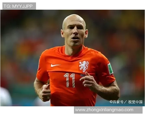 老梁评足球十大传奇球星 盘点足坛不朽英雄的巅峰时刻